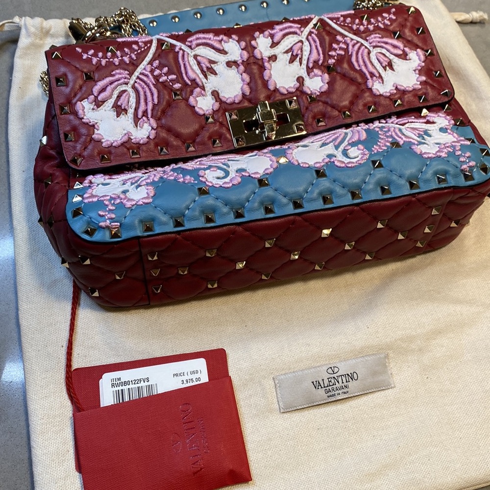 VALENTINO Floral Rockstud Spike Medium Chain Bag- LIMITED EDITION